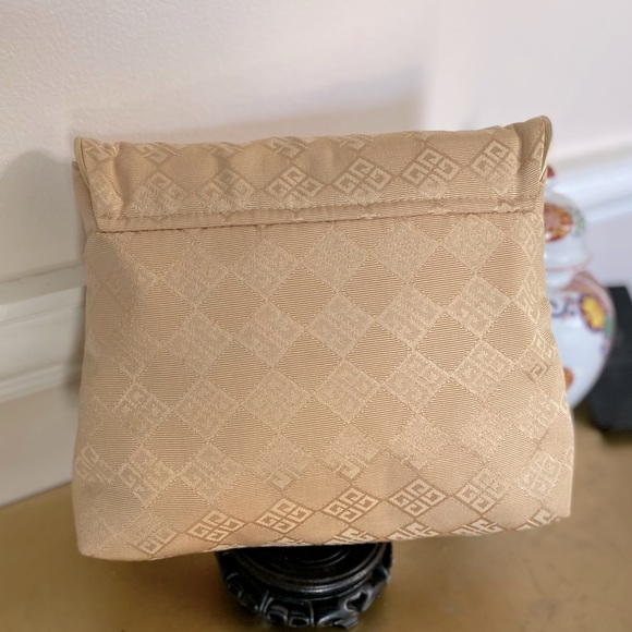 Givenchy Organza Cosmetic Bag - Picture 4 of 10